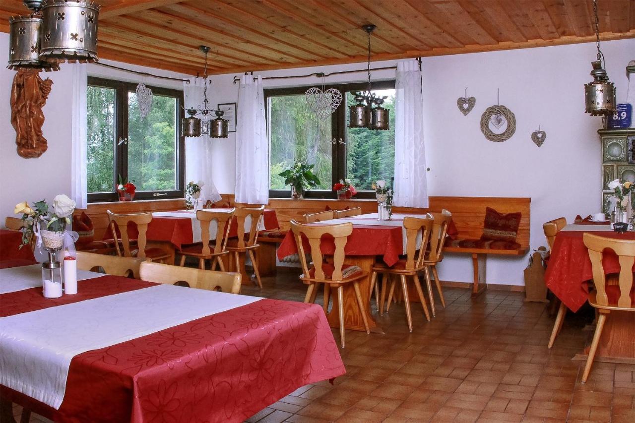 Landhaus Am Forst - Apartments Бад Александерсбад Экстерьер фото